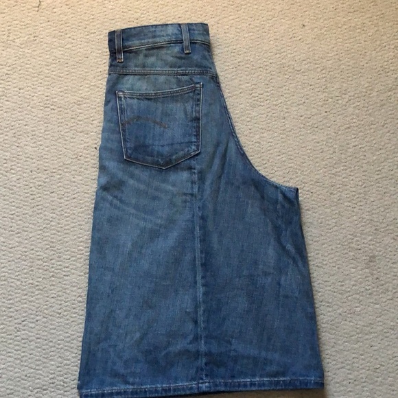 Faded blue wide leg denim capris. - Picture 2 of 3